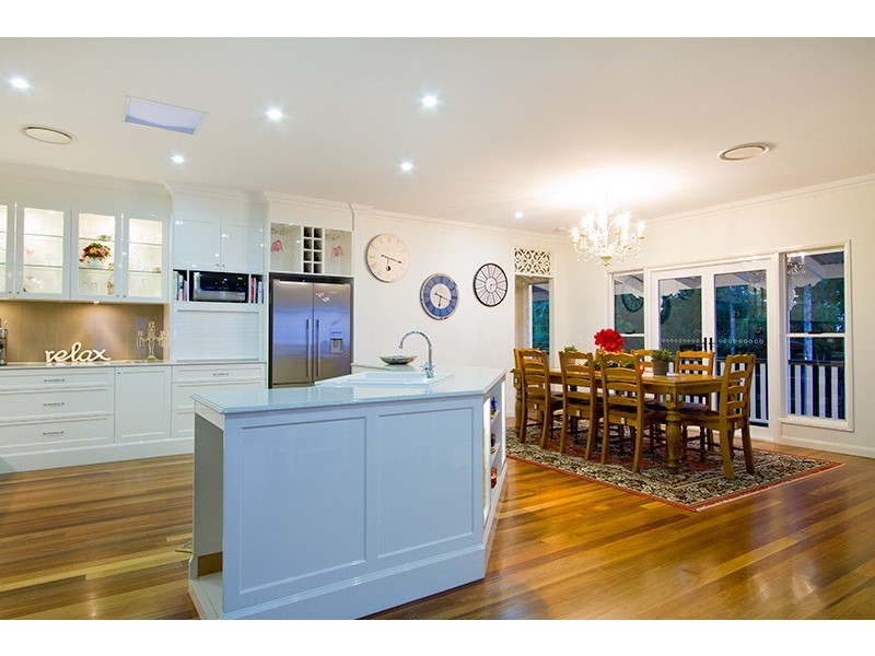 14 EAGLES RETREAT PLACE, Tamborine Mountain QLD 4272