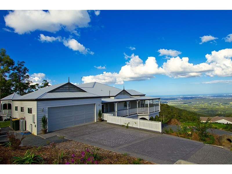 14 EAGLES RETREAT PLACE, Tamborine Mountain QLD 4272