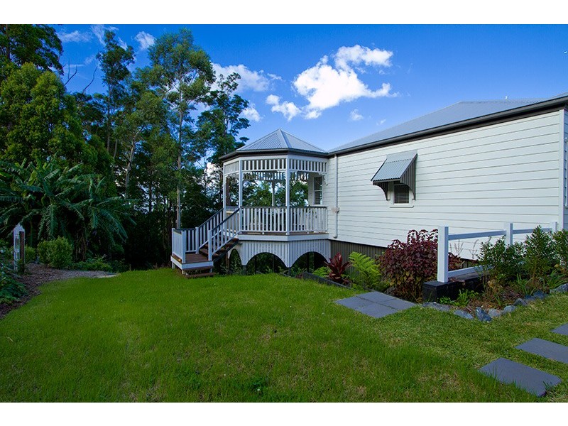14 EAGLES RETREAT PLACE, Tamborine Mountain QLD 4272