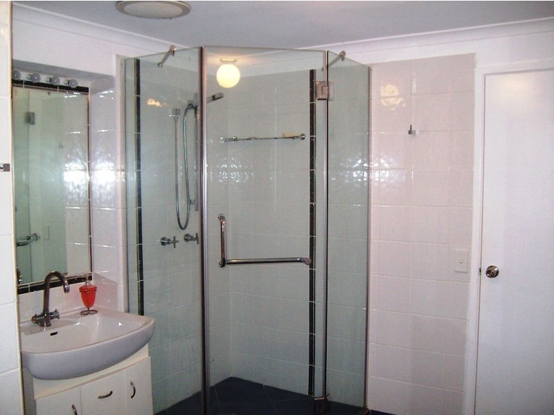 Eagle Heights QLD 4271