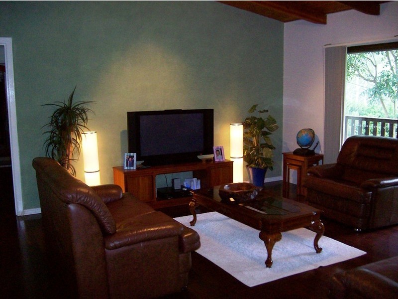 Eagle Heights QLD 4271