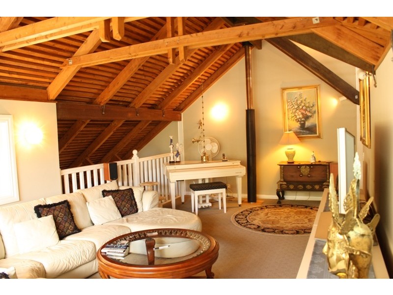 307 Long Rd, North Tamborine QLD 4272