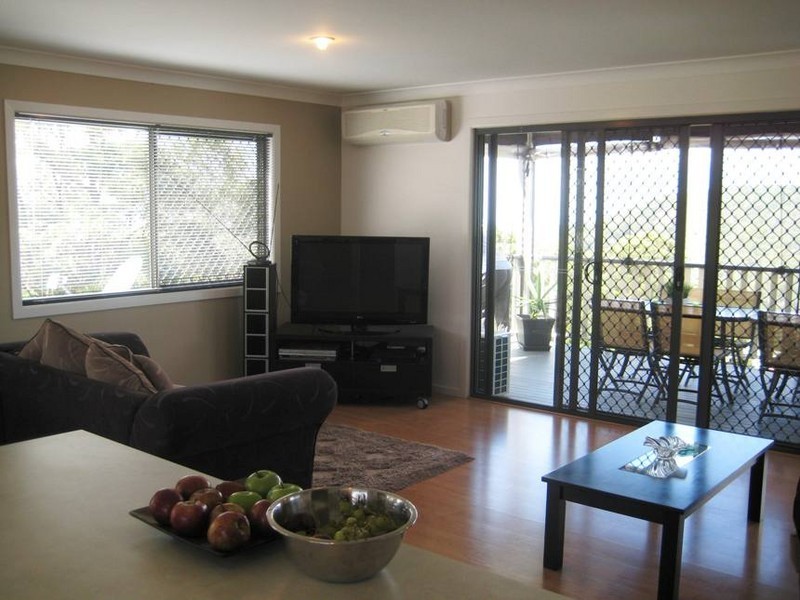 Eagle Heights QLD 4271