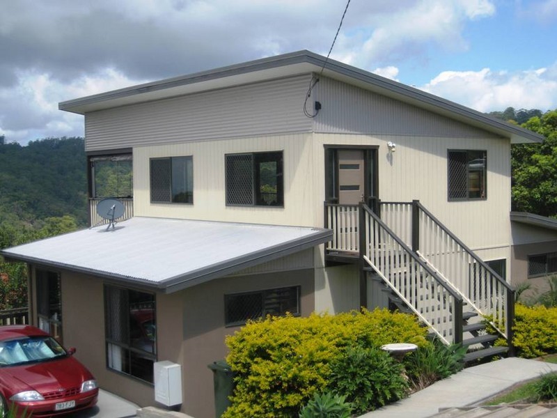 Eagle Heights QLD 4271