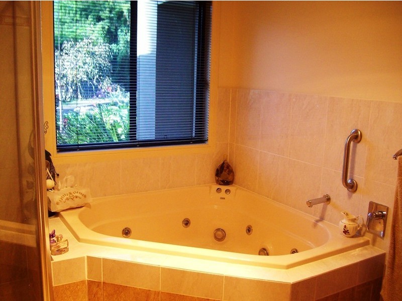 North Tamborine QLD 4272