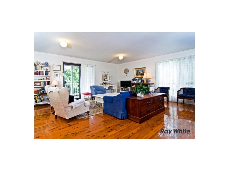 5 Dapsang Drive, Eagle Heights QLD 4271