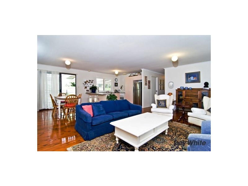 5 Dapsang Drive, Eagle Heights QLD 4271