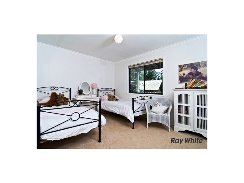 5 Dapsang Drive, Eagle Heights QLD 4271