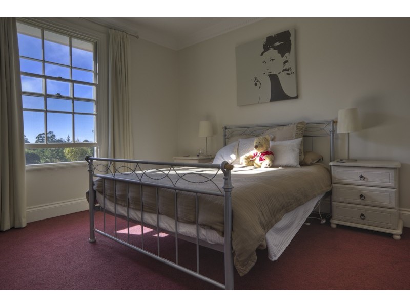 90 Main Western Rd, North Tamborine QLD 4272