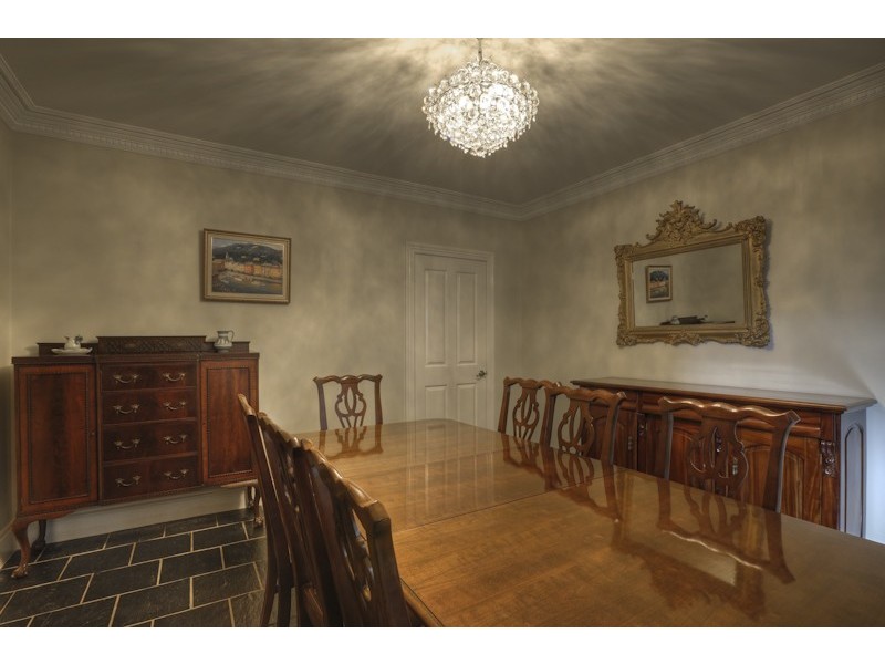 90 Main Western Rd, North Tamborine QLD 4272