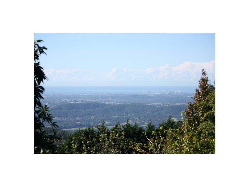 31 Cliff Way, Eagle Heights QLD 4271