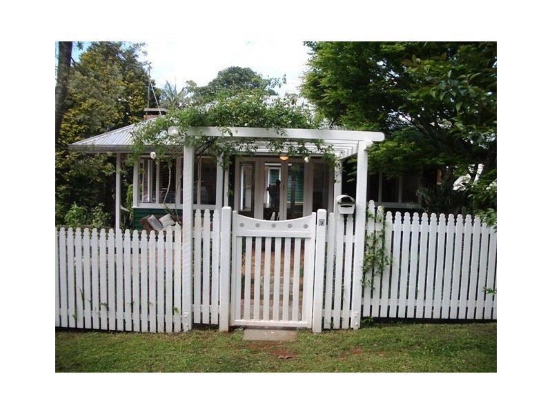 Eagle Heights QLD 4271