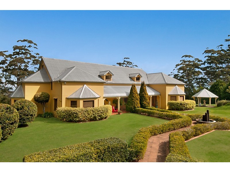 2 Witches Chase, North Tamborine QLD 4272