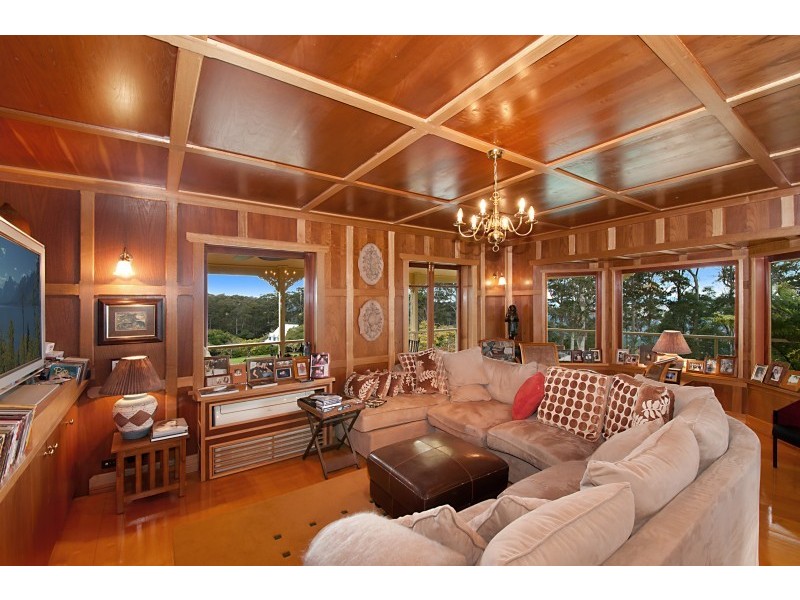 2 Witches Chase, North Tamborine QLD 4272