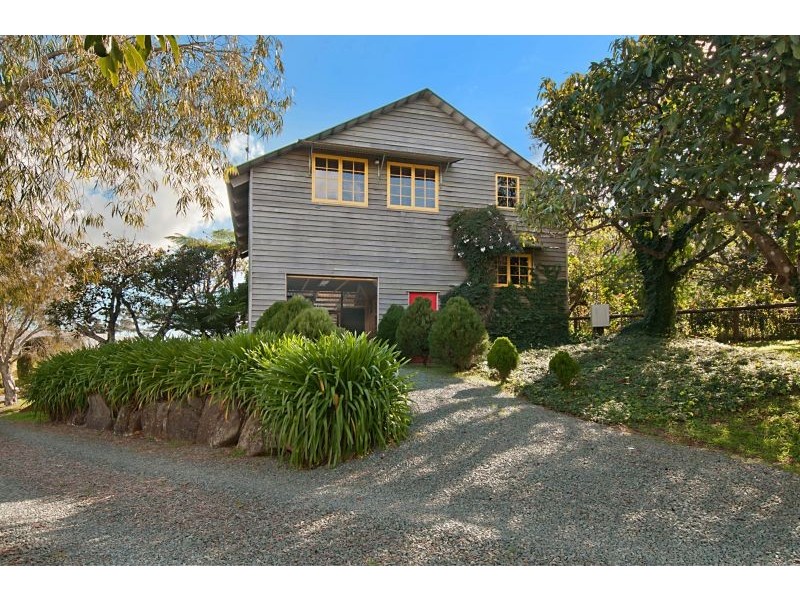 2 Witches Chase, North Tamborine QLD 4272