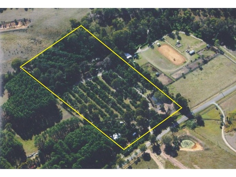 74 Hazel Road, Tamborine QLD 4270