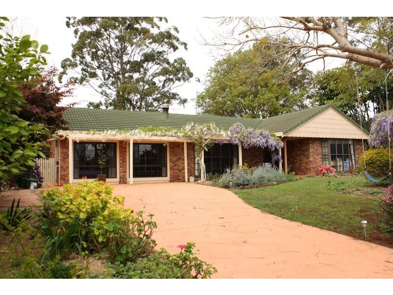 67 Sierra Dr, North Tamborine QLD 4272