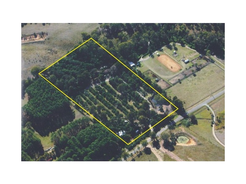 74 Hazel Road, Tamborine QLD 4270