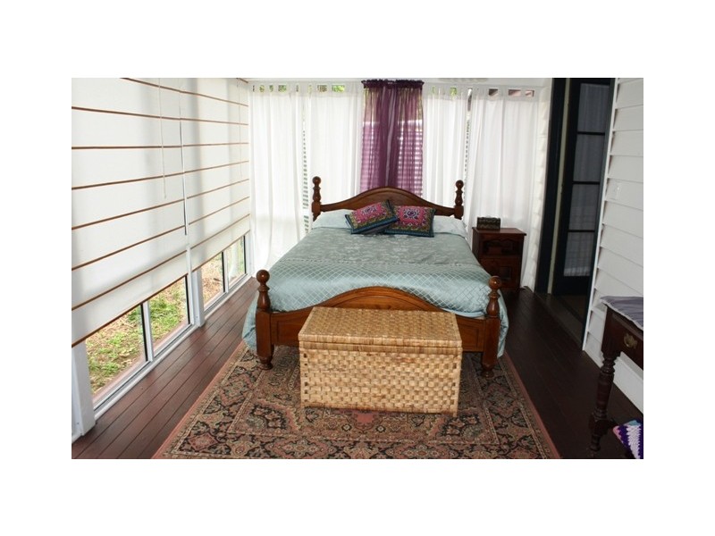 54  Long Road, Eagle Heights QLD 4271