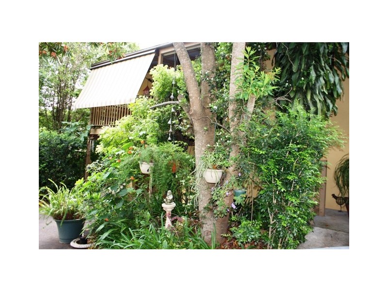 1 17/19  huyber, Eagle Heights QLD 4271