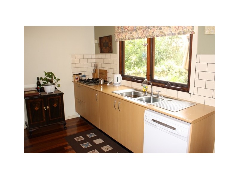 1 17/19  huyber, Eagle Heights QLD 4271