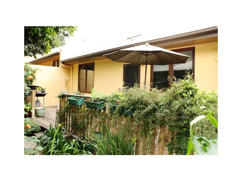 1 17/19  huyber, Eagle Heights QLD 4271