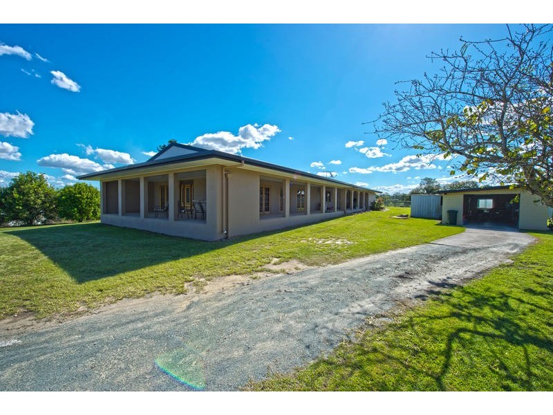 2 Larch rd, Tamborine QLD 4270