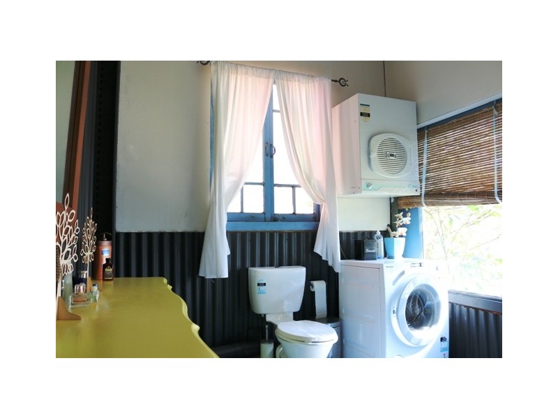 2090 Tamborine Mountain Rd, Tamborine Mountain QLD 4272