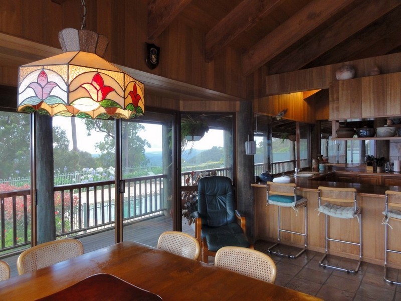 9 Celebes Crt, Tamborine Mountain QLD 4272