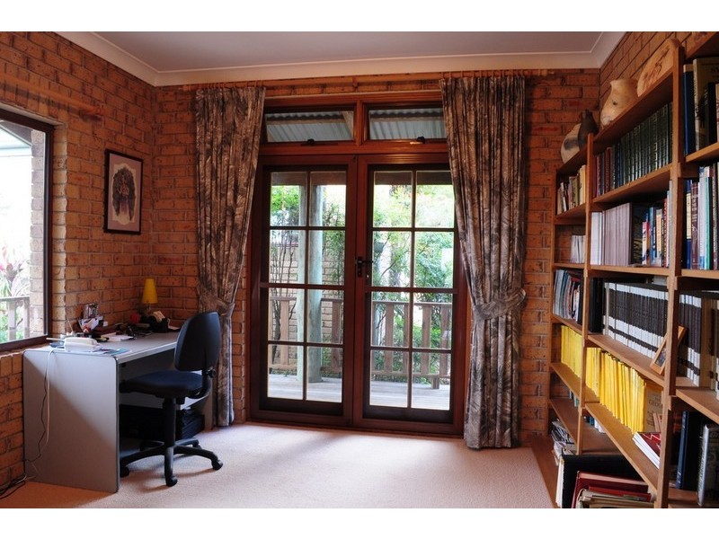 9 Celebes Crt, Tamborine Mountain QLD 4272