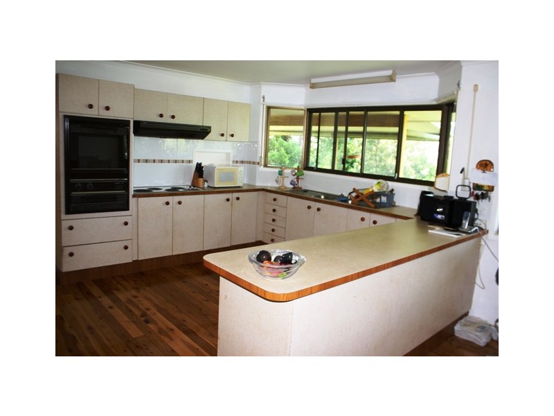 2 Shiloh Drive, North Tamborine QLD 4272