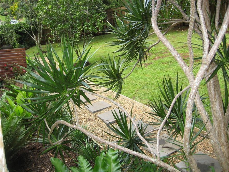 38 Dapsang Dr, Eagle Heights QLD 4271