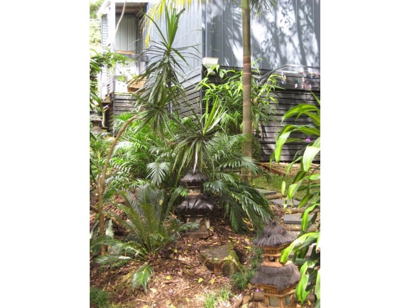 38 Dapsang Dr, Eagle Heights QLD 4271