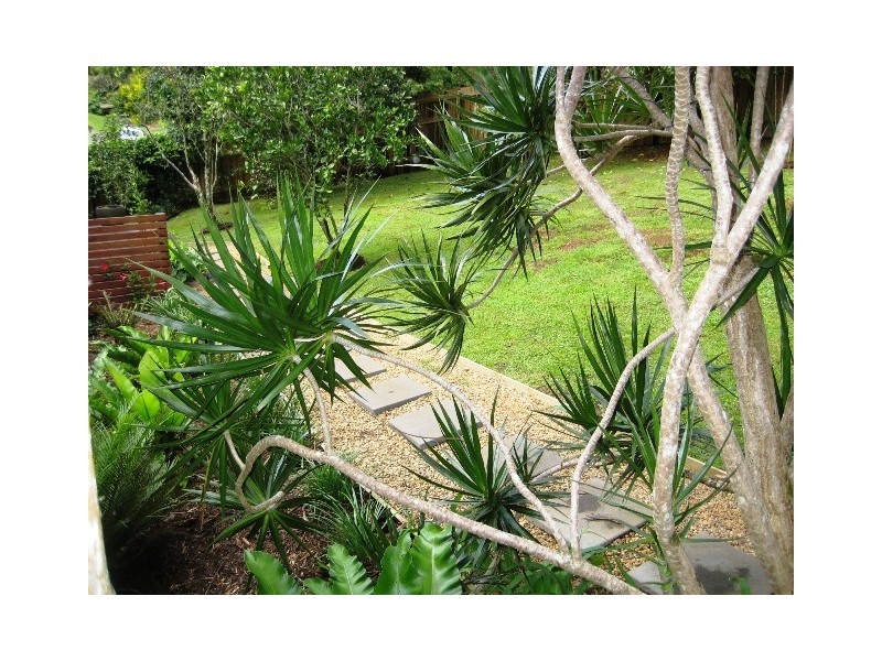 38 Dapsang Dr, Eagle Heights QLD 4271