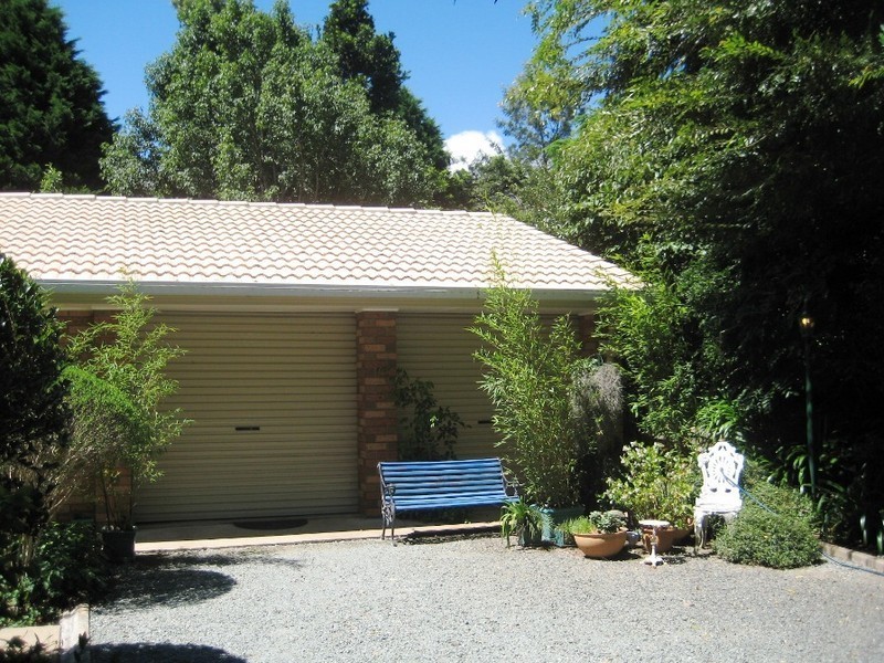 167 Beacon Rd, Tamborine Mountain QLD 4272