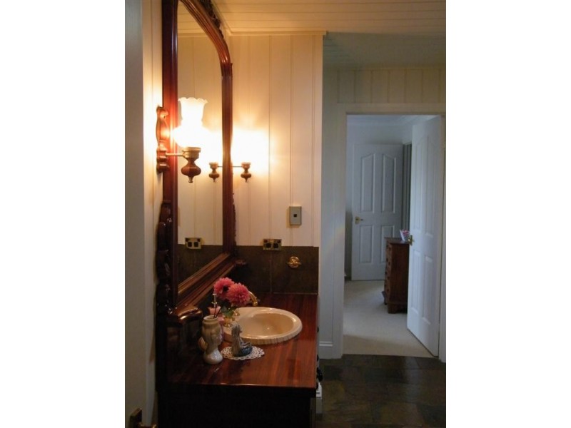 North Tamborine QLD 4272