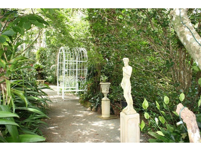 32 Eagle Heights Rd, Eagle Heights QLD 4271