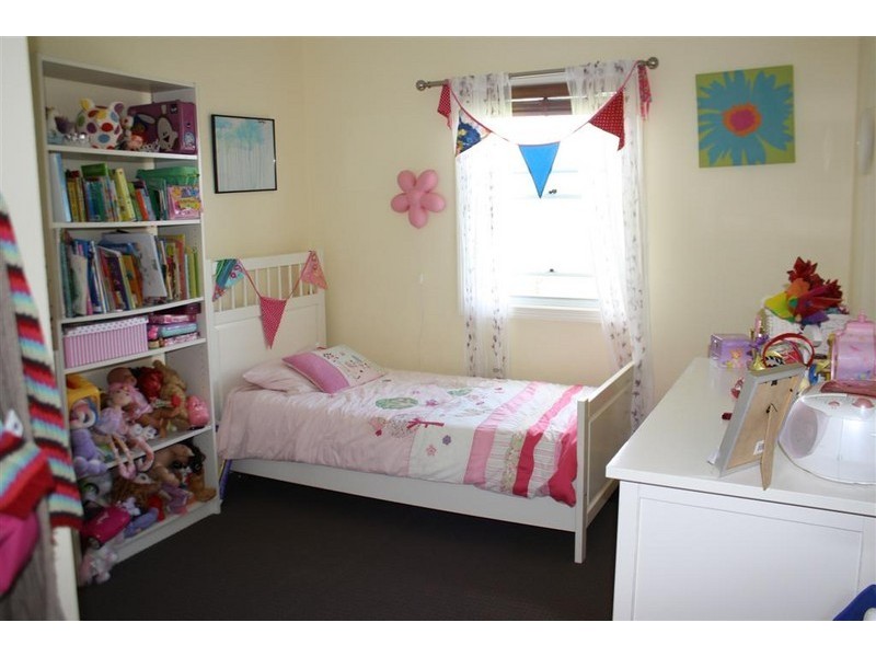 Eagle Heights QLD 4271