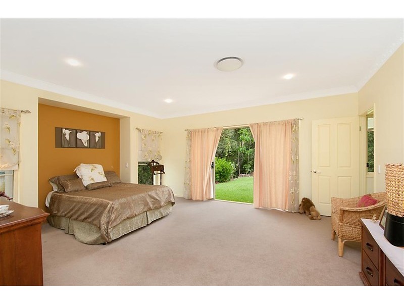 35 Waterfall Dr, Wongawallan QLD 4210