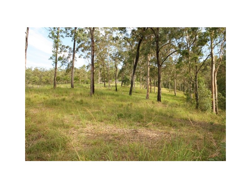 43 Pinnacle Dr, Wongawallan QLD 4210