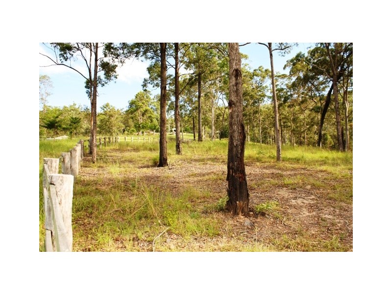 43 Pinnacle Dr, Wongawallan QLD 4210