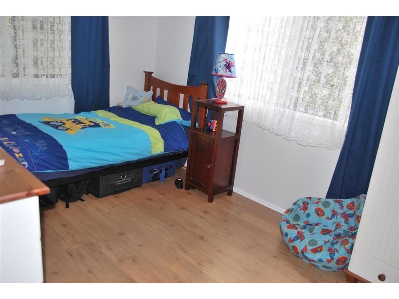 10 Rainer Drive, Eagle Heights QLD 4271