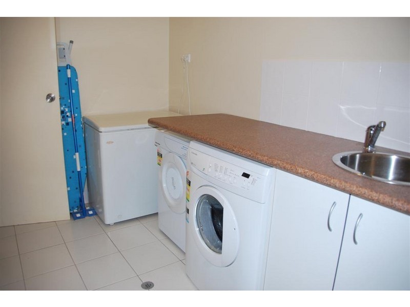 10 Rainer Drive, Eagle Heights QLD 4271