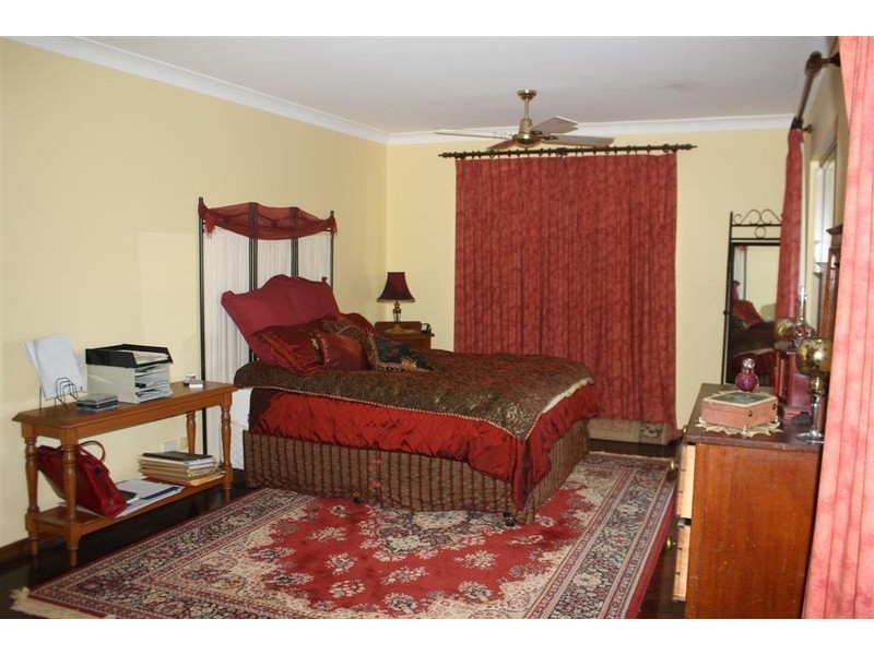 Eagle Heights QLD 4271