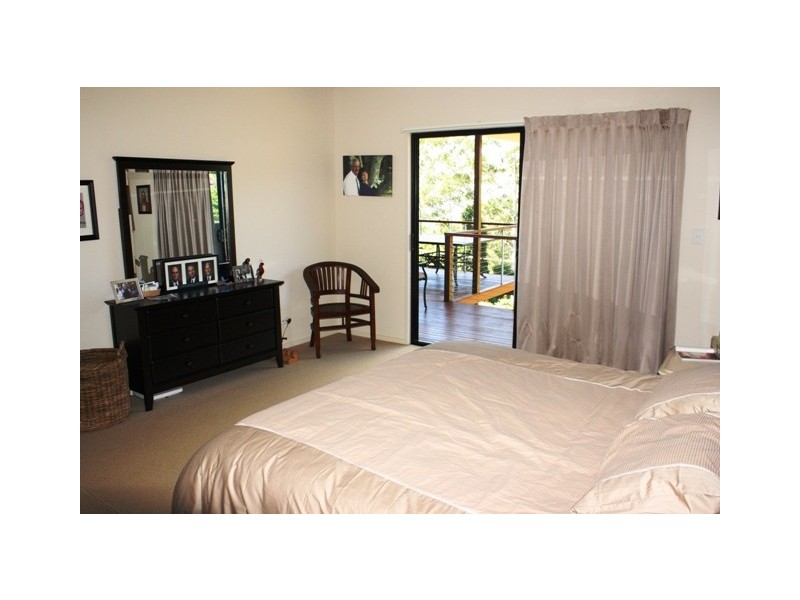 92 Contour Road, Eagle Heights QLD 4271