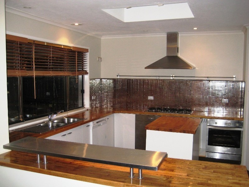 13 Mayon Ct, Tamborine Mountain QLD 4272