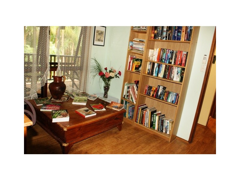 Eagle Heights QLD 4271