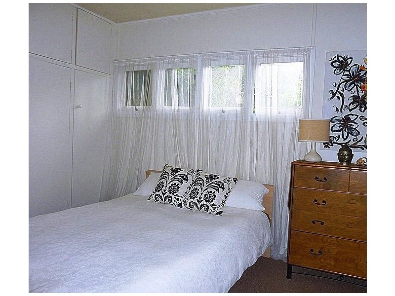 Eagle Heights QLD 4271