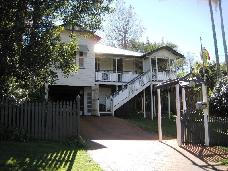 9 Griffith St, North Tamborine QLD 4272