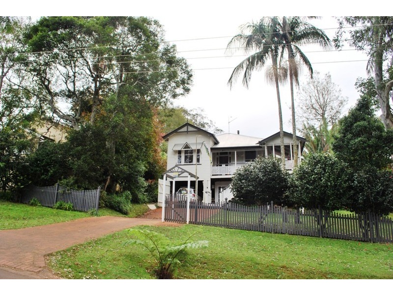 9 Griffith St, North Tamborine QLD 4272